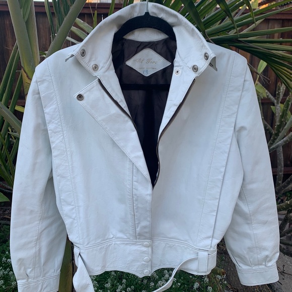 Jackets & Blazers - Vintage white leather jacket